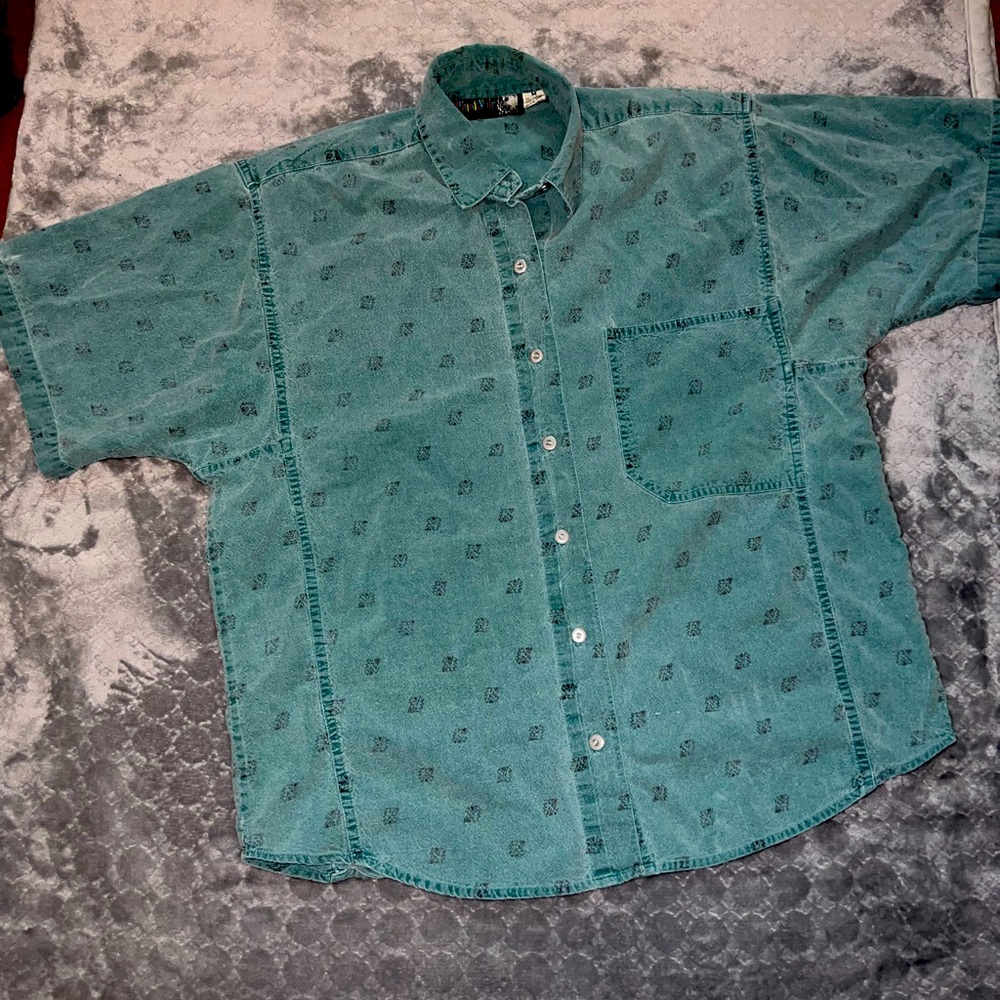 Vintage Pinot Noir Button Up Shirt M